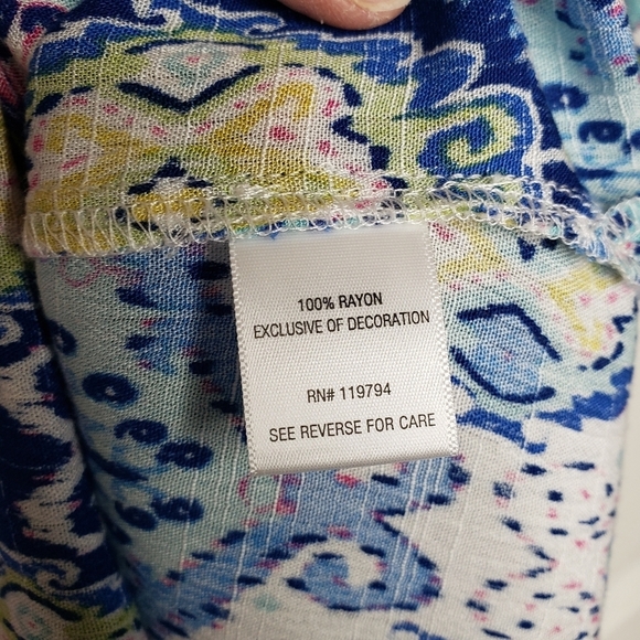 Farmers Market by One World Top S Ikat Tie Neck Popover Sequins Flutter Sleeves - Picture 11 of 13